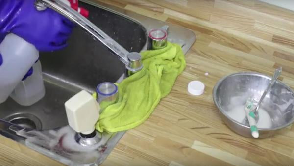 How to Remove Hard Water Stains from Faucets and Fixtures the easy way!